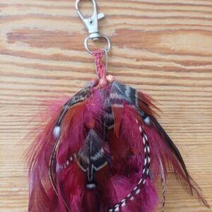 Alternative view of brelok z piór Crimson Tide