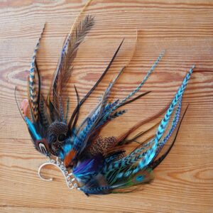 zausznica z piór Sacred Earth